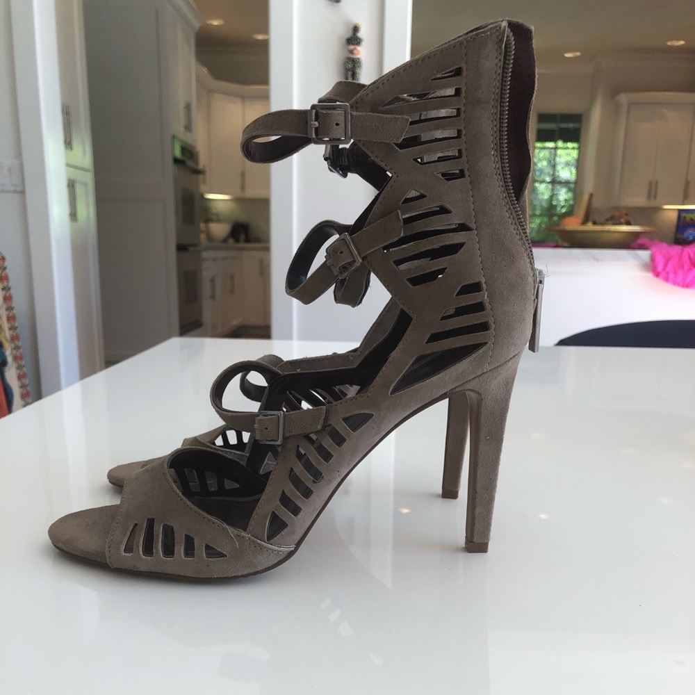 Bcbg heels